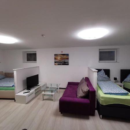 Messe Unterkunft Vanilla Kolín nad Rýnem Exteriér fotografie