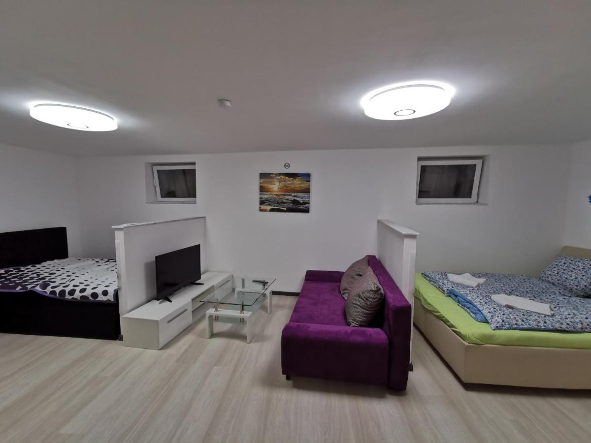 Messe Unterkunft Vanilla Kolín nad Rýnem Exteriér fotografie