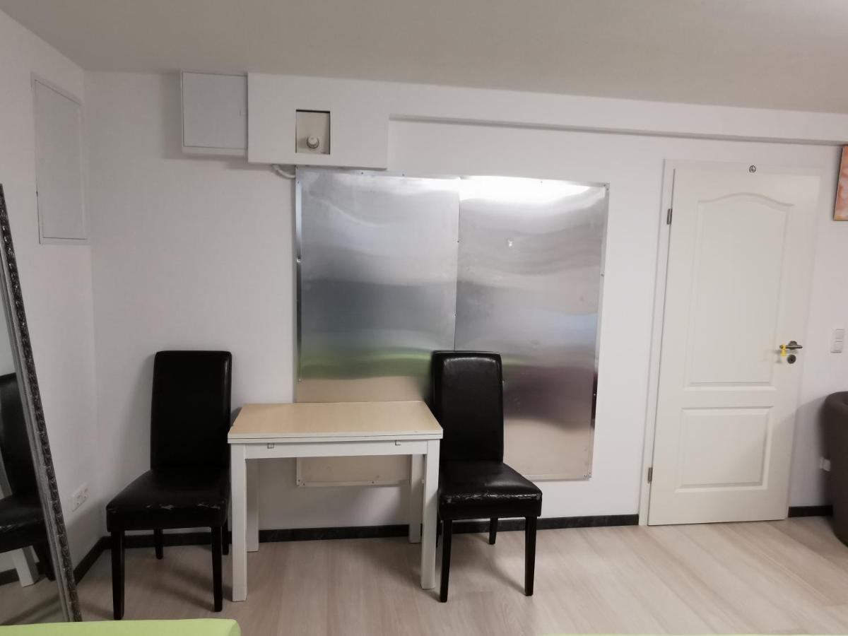 Messe Unterkunft Vanilla Kolín nad Rýnem Exteriér fotografie