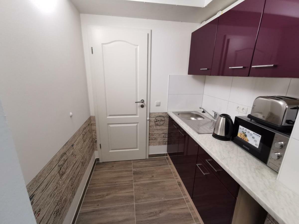 Messe Unterkunft Vanilla Kolín nad Rýnem Exteriér fotografie