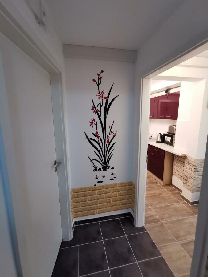 Messe Unterkunft Vanilla Kolín nad Rýnem Exteriér fotografie